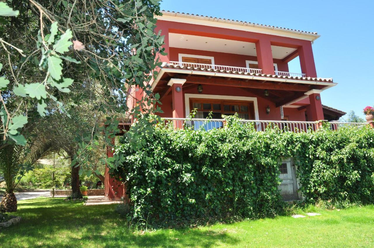 Postatiko Corfu * Kynopiastai